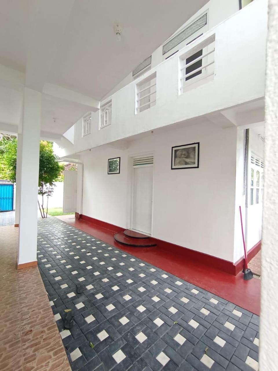Sihara Rooms & Hostel Matara Luaran gambar