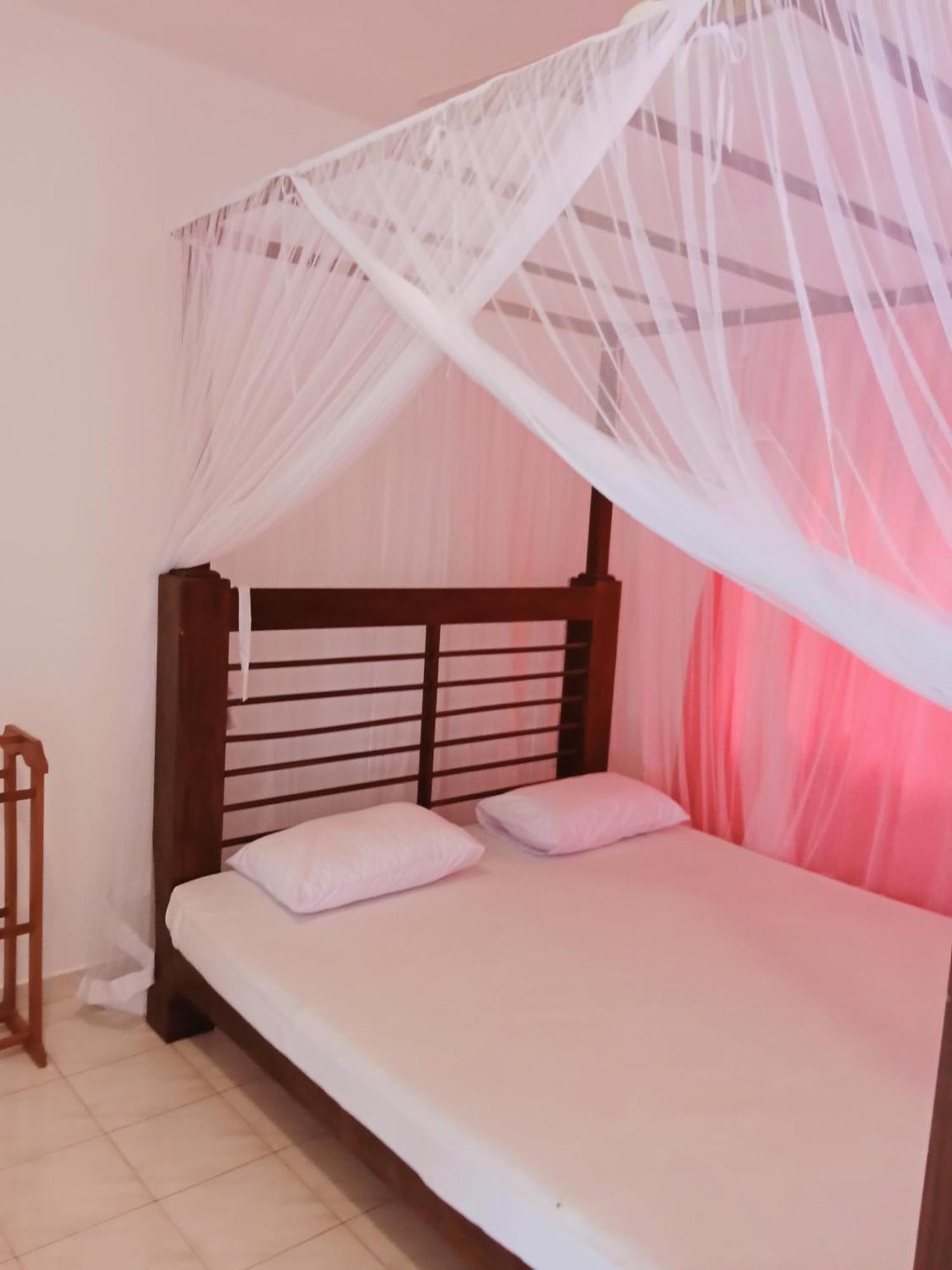 Sihara Rooms & Hostel Matara Luaran gambar